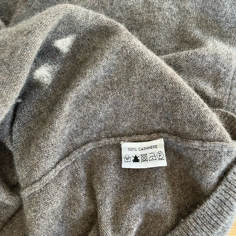 Women’s 100% cashmere sweater - Picture 5 of 6